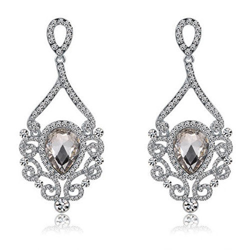 Queen Dazzle Drop Earrings