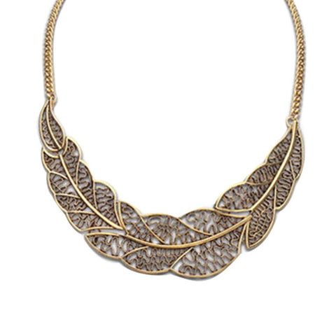 Hollow Leaf Necklace