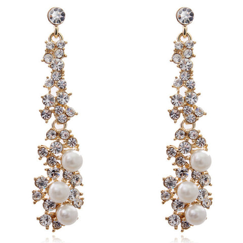 Touching Pearls Drop Earrings